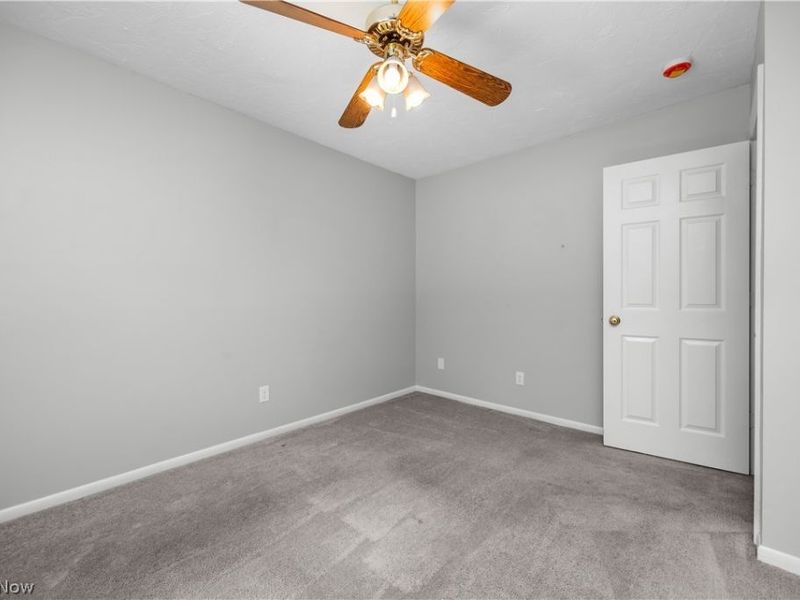 1731 Abbe Road S, Elyria, OH 44035 Photo 21