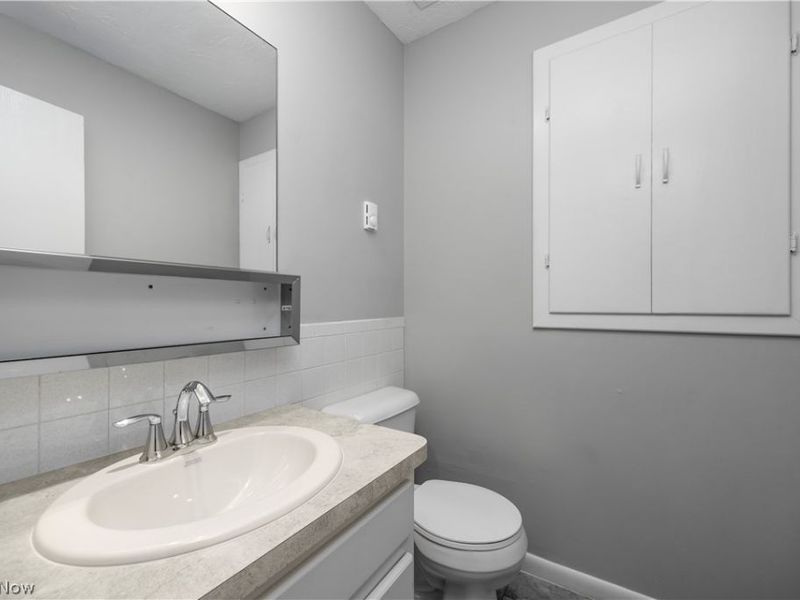 1731 Abbe Road S, Elyria, OH 44035 Photo 26