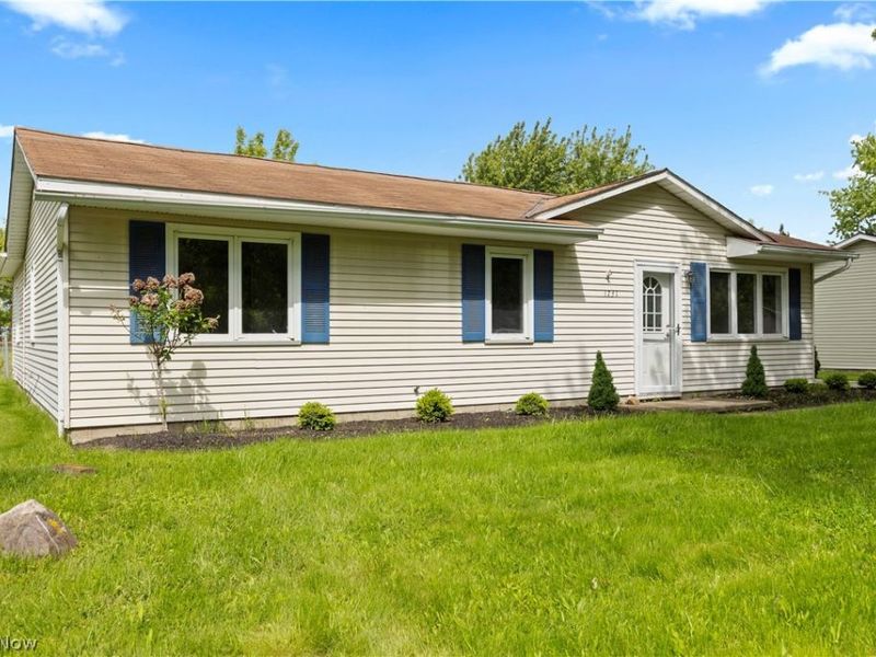 1731 Abbe Road S, Elyria, OH 44035 Photo 34