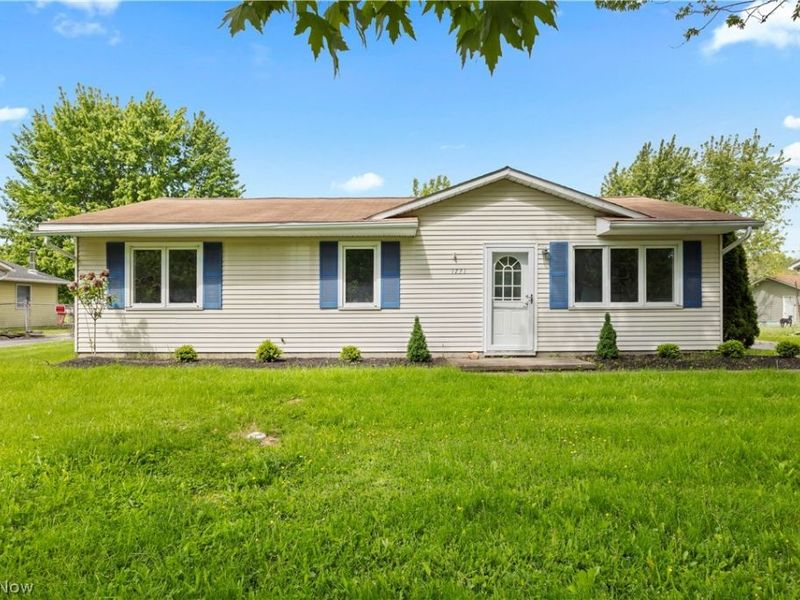 1731 Abbe Road S, Elyria, OH 44035 Photo 35
