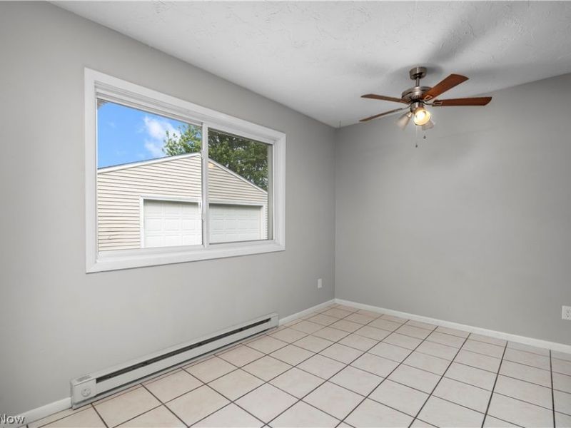 1731 Abbe Road S, Elyria, OH 44035 Photo 6
