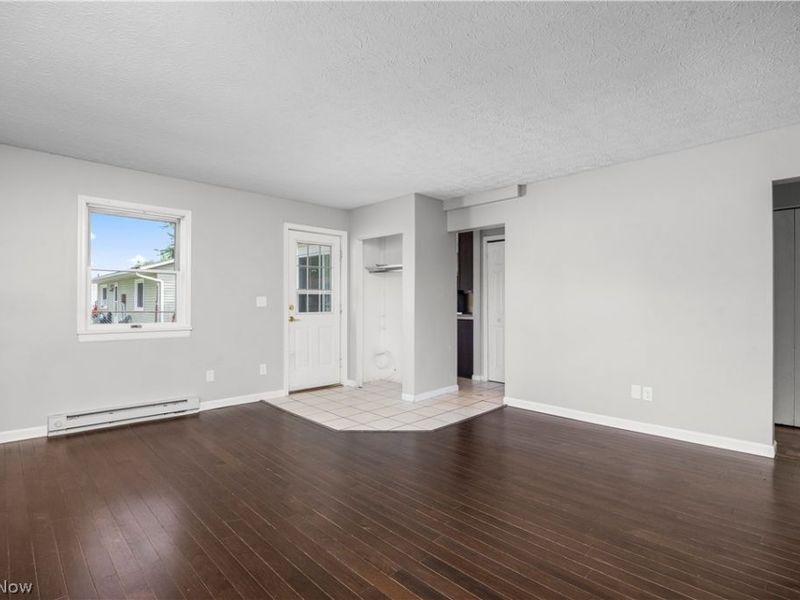 1731 Abbe Road S, Elyria, OH 44035 Photo 9