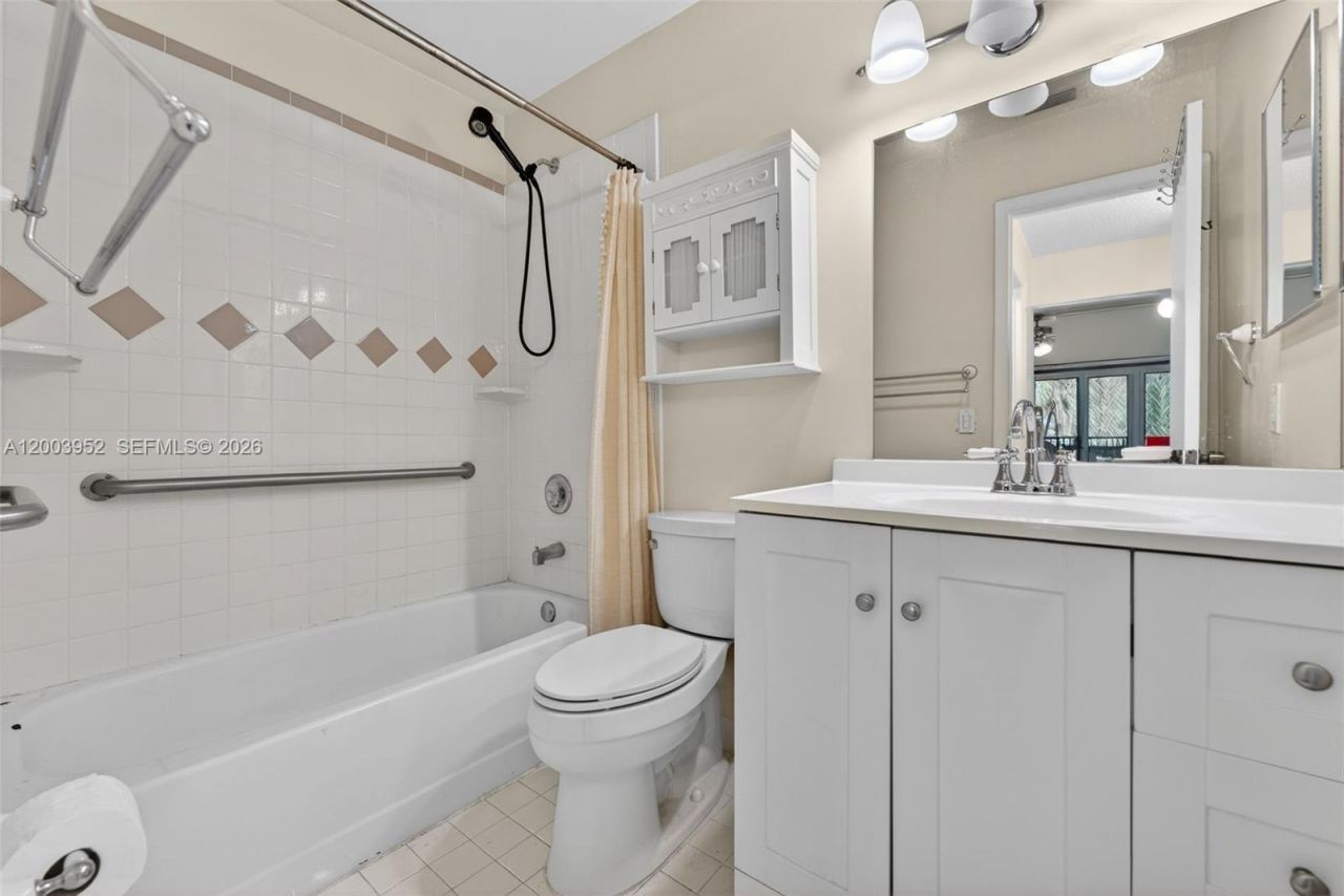 889 Hamilton Dr , Unit 889D, Homestead, FL 33034 Photo