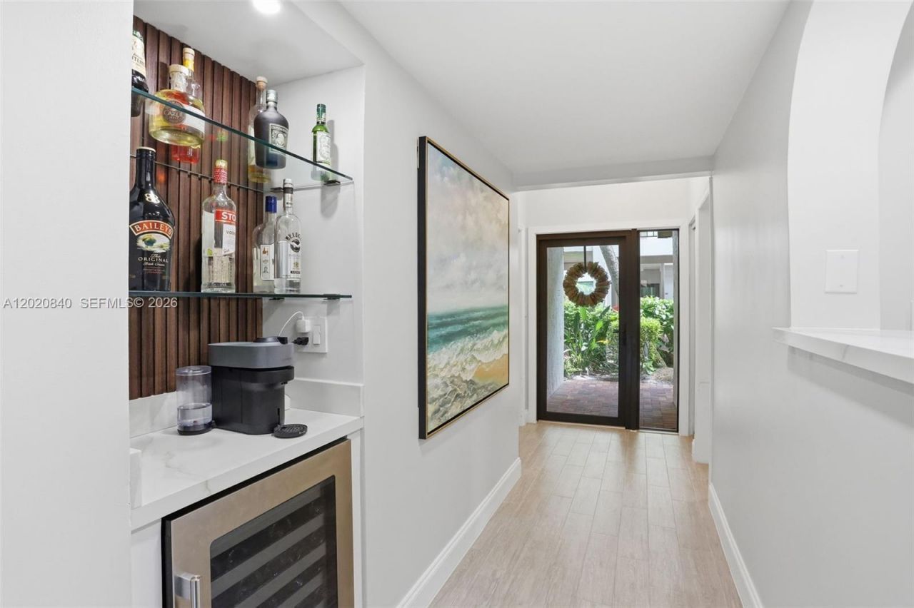 830 Greensward Ct, Unit 106-H, Delray Beach, FL 33445 Photo