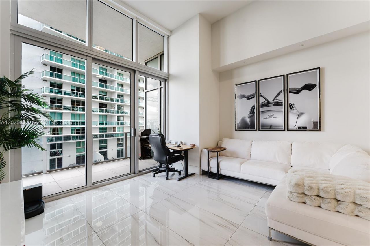 488 NE 18th St, Unit 1205, Miami, FL 33132 Photo
