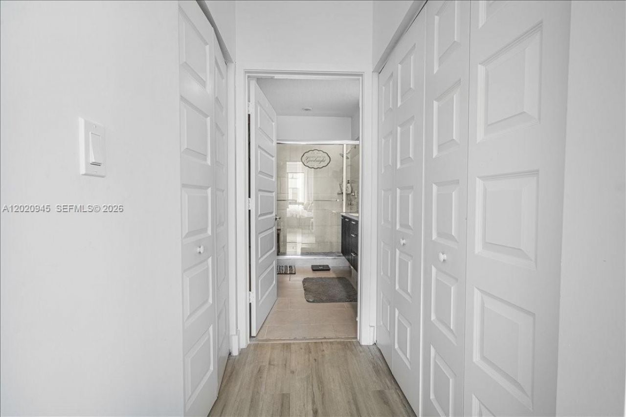 8301 NW 41st St , Unit B-309, Doral, FL 33166 Photo