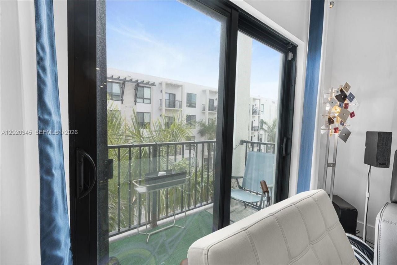 8301 NW 41st St , Unit B-309, Doral, FL 33166 Photo