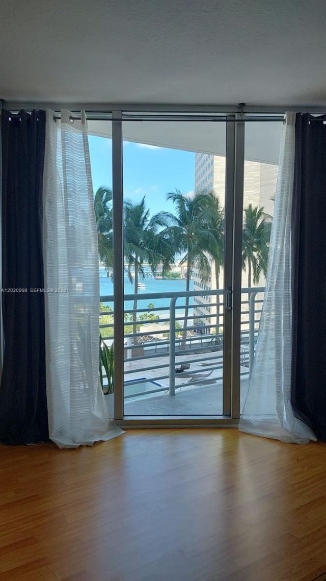 325 S Biscayne Bl , Unit 1516, Miami, FL 33131 Photo