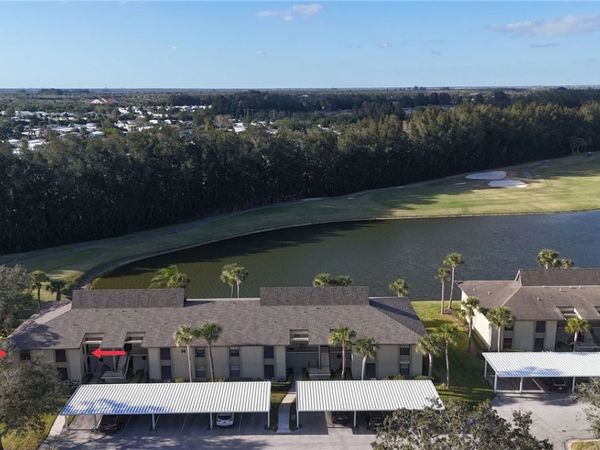 14 Plantation Drive, Unit 201, Vero Beach, FL 32966