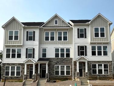 377 Shumard Lane, Unit Lot 203, Westerville, OH 43082