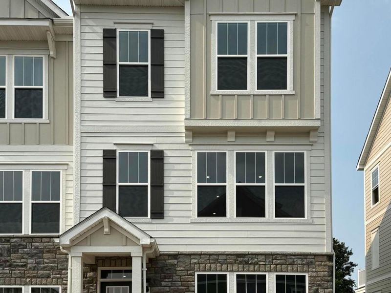 377 Shumard Lane, Unit Lot 203, Westerville, OH 43082 Photo 3