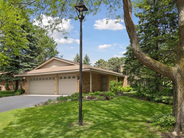 50 Kimberly Lane N, Plymouth, MN 55447