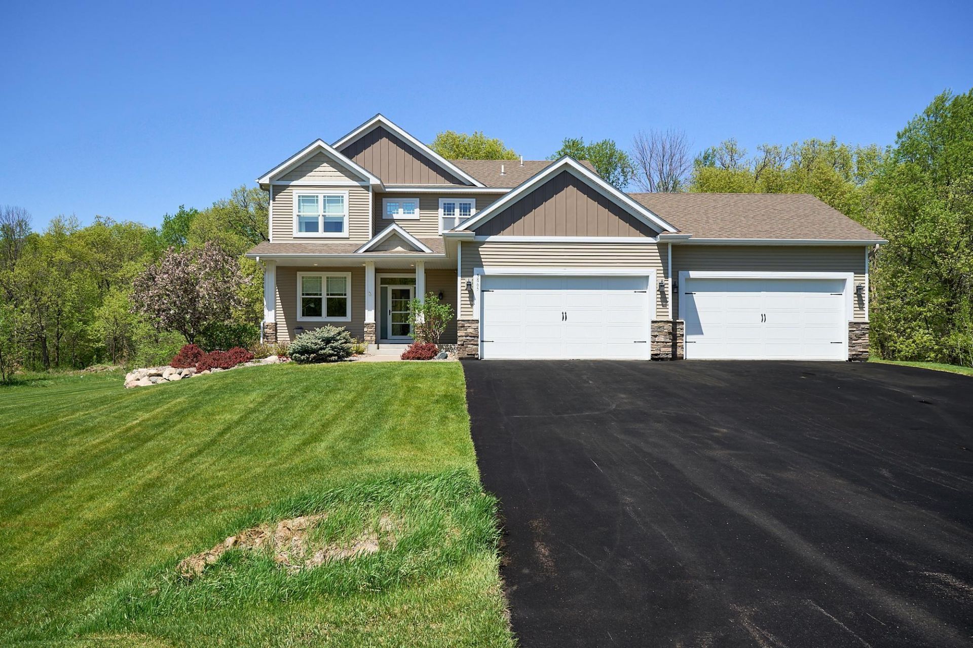 3865 193rd Lane NW, Oak Grove, MN 55303