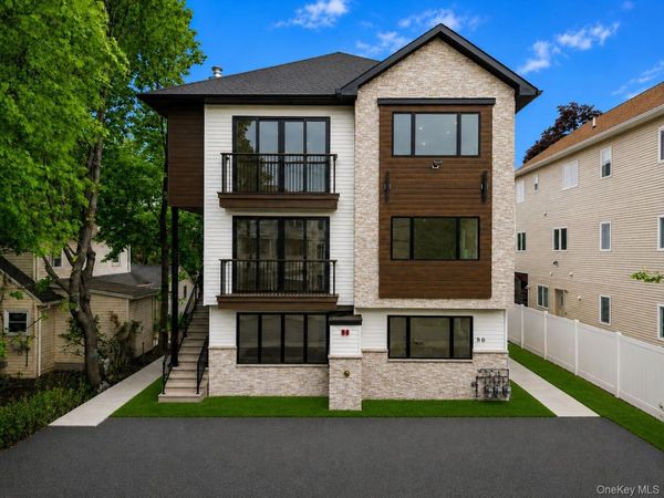 80 Twin Avenue , Unit 302, Spring Valley, NY 10977