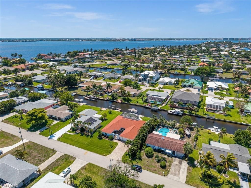 1432 Venetian Ct , Cape Coral, FL 33904 Photo