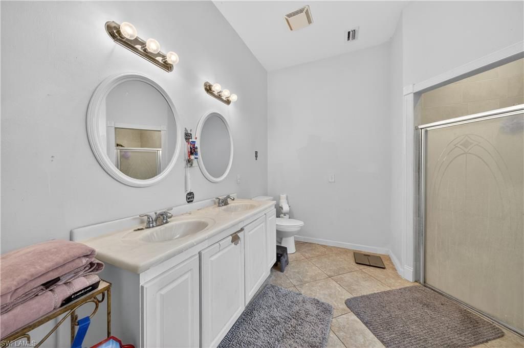 614 Jackson Ave, Lehigh Acres, FL 33972 Photo