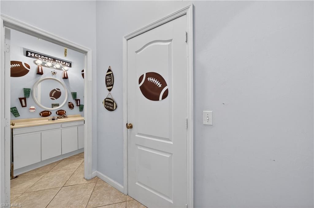 614 Jackson Ave, Lehigh Acres, FL 33972 Photo