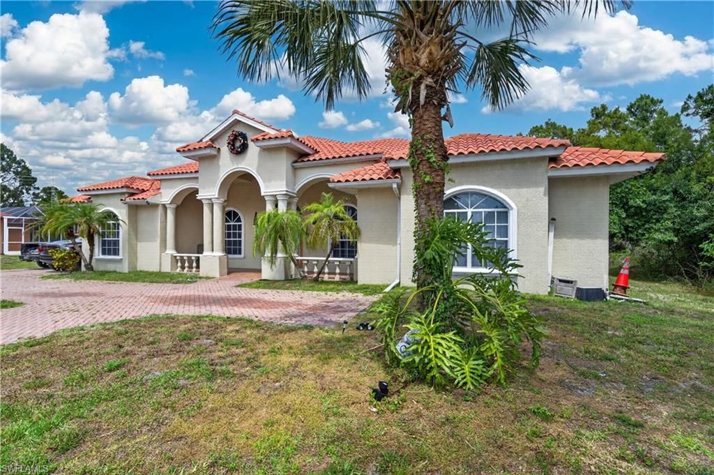 614 Jackson Ave, Lehigh Acres, FL 33972 Photo