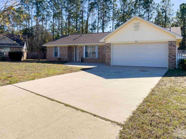 2001 W Indies Dr, Pensacola, FL 32506