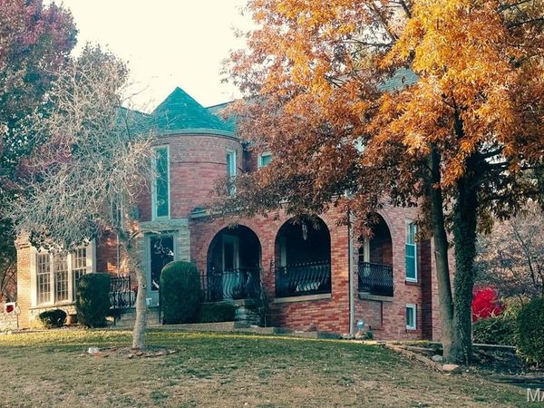 7219 Canterbury Drive , St Louis, MO 63121
