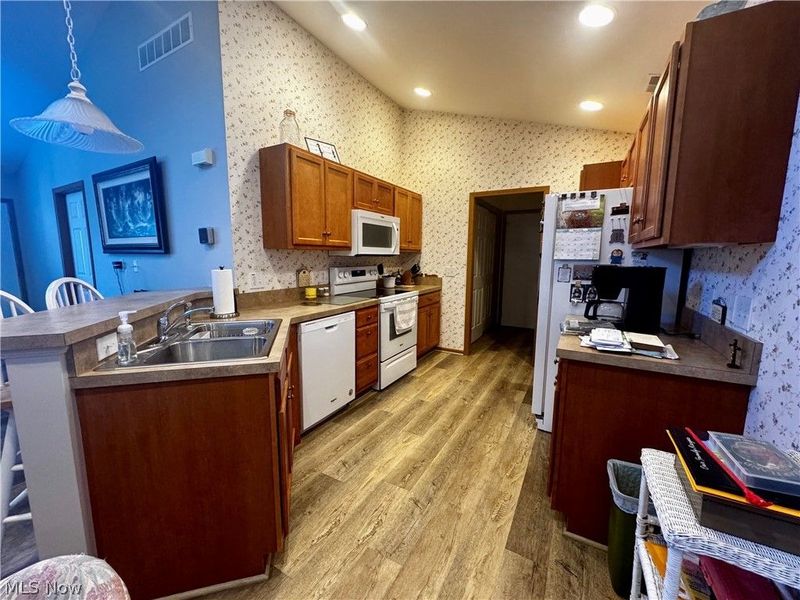 2570 Barnstone Avenue SW, Canton, OH 44706 Photo 5