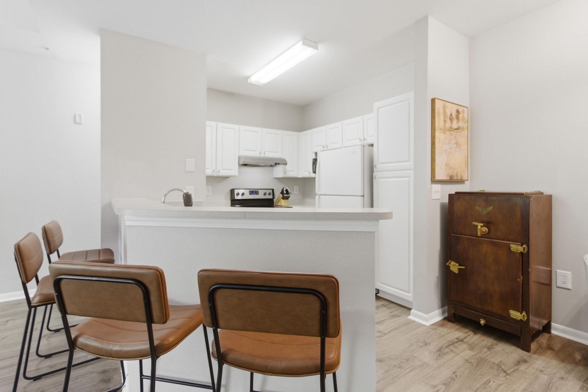 60 Fenwick Hall Alley Photo 15