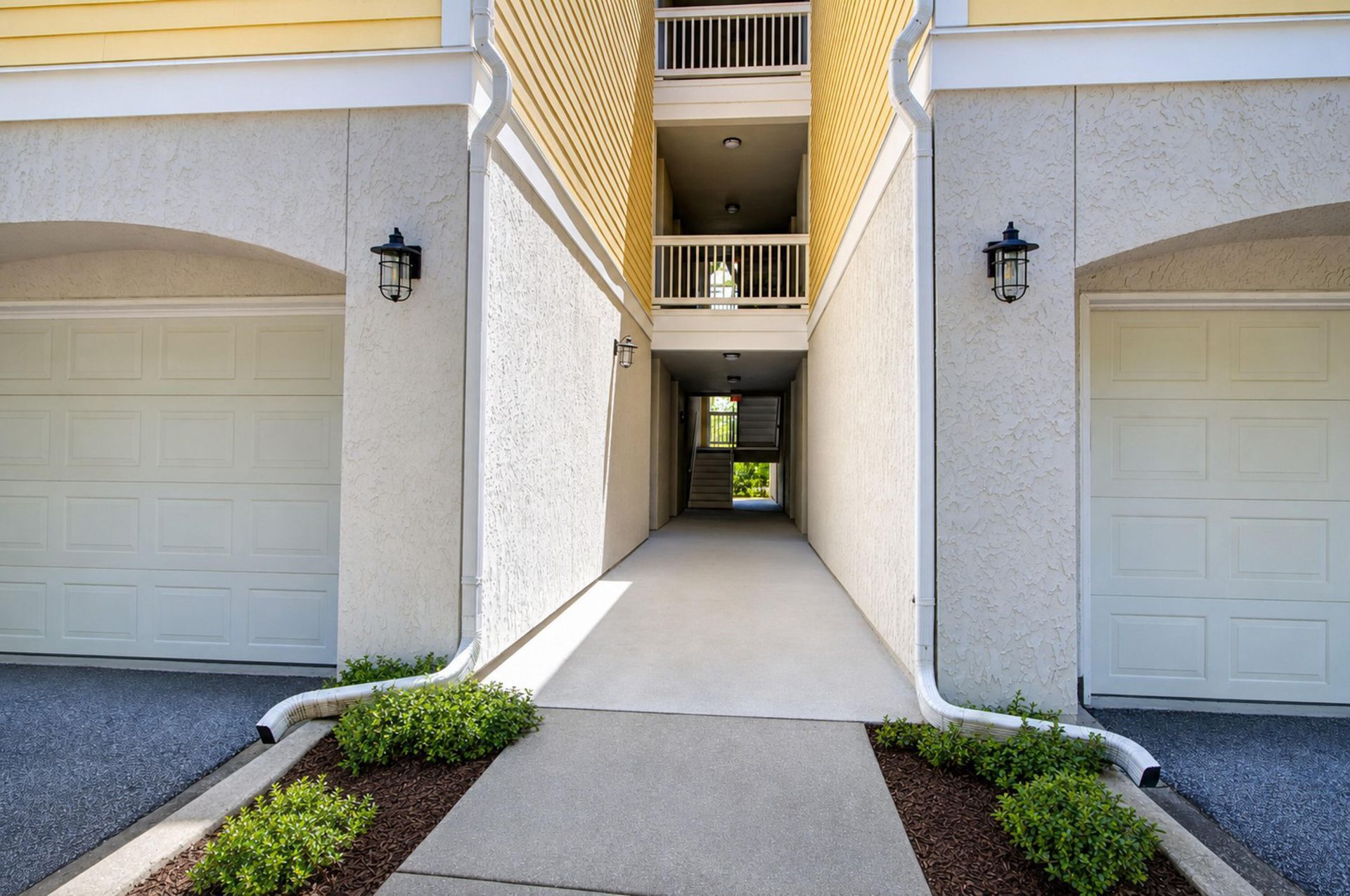 60 Fenwick Hall Alley Photo 31