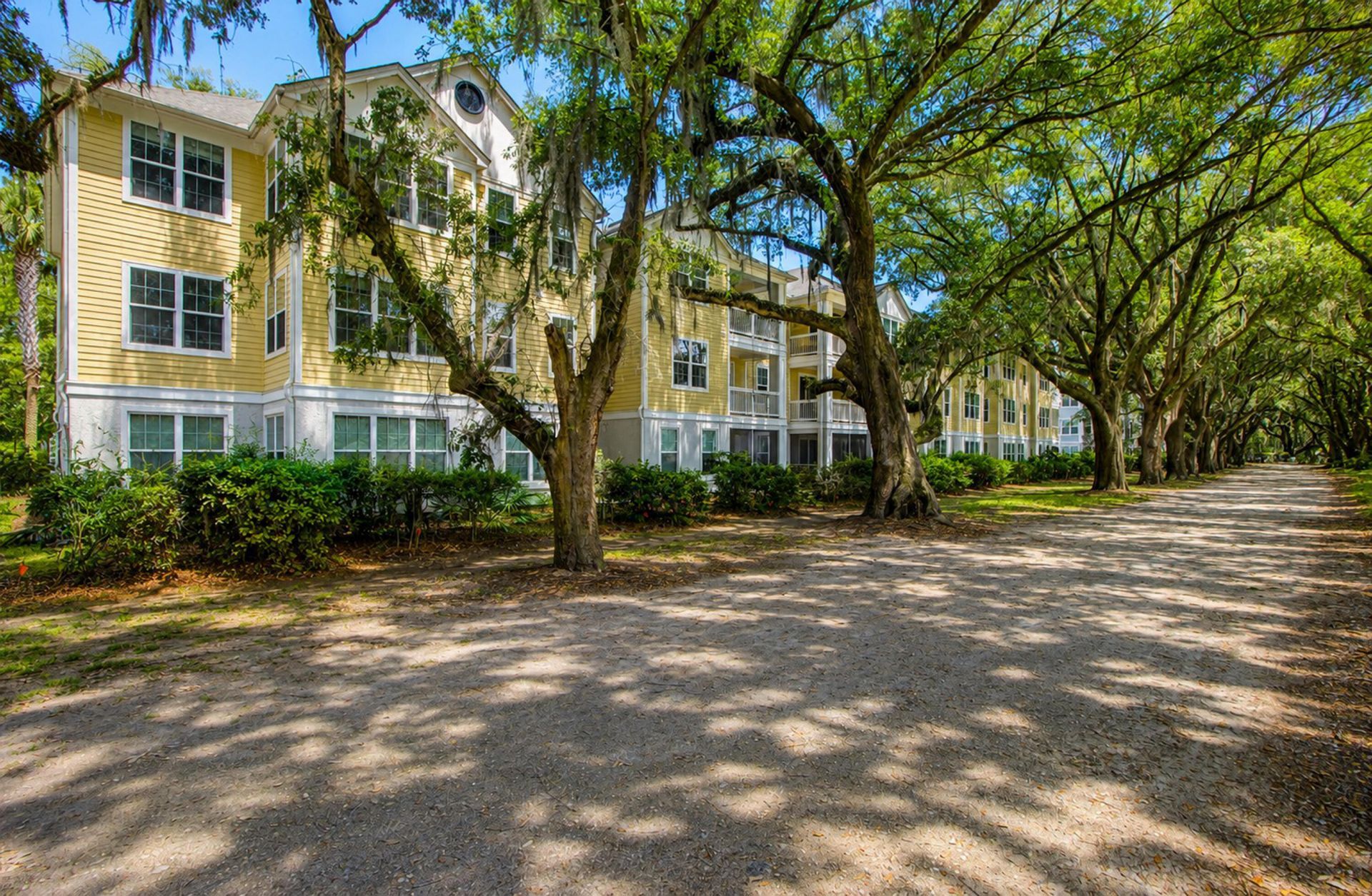 60 Fenwick Hall Alley Photo 34