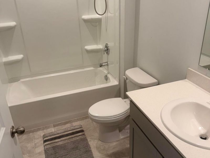 3040 Wyntree Drive, Columbus, OH 43232 Photo 11