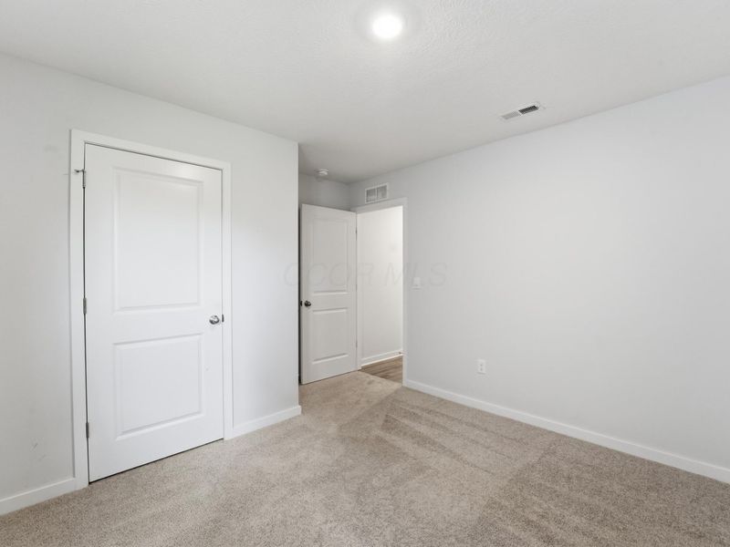 3040 Wyntree Drive, Columbus, OH 43232 Photo 18