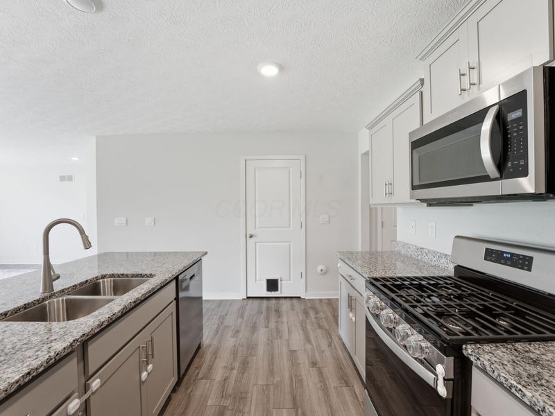 3040 Wyntree Drive, Columbus, OH 43232 Photo 26