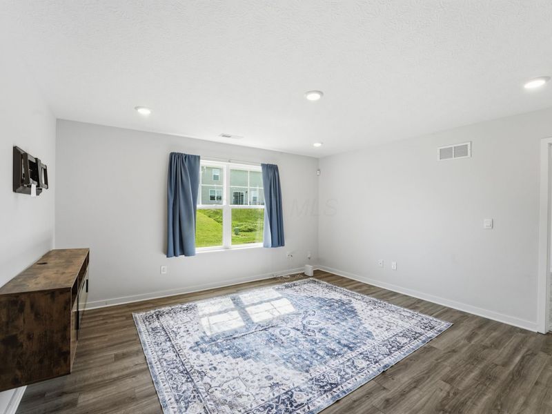 3040 Wyntree Drive, Columbus, OH 43232 Photo 33
