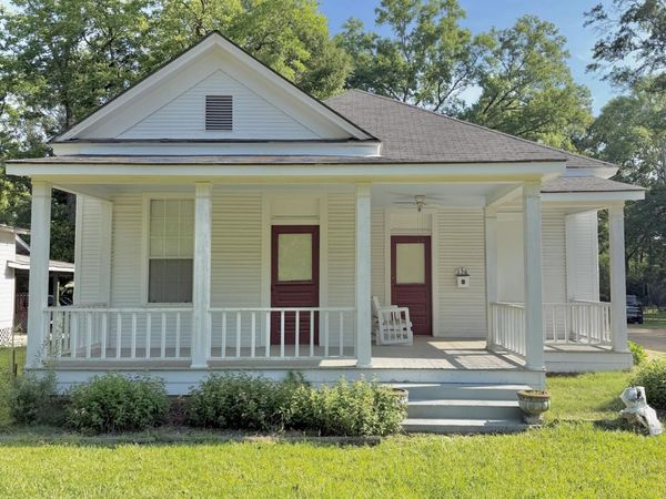 156 W Enterprise Street, Brookhaven, MS 39601
