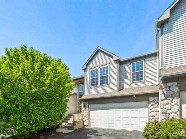 3152 Ollerton Avenue , Aurora, IL 60502