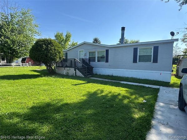 823 Linden, Handy Twp, MI 48836