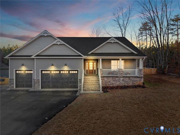 367 Pinehurst Drive , Gordonsville, VA 22942