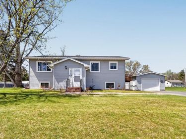 515 Columbus Avenue, Cohasset, MN 55721