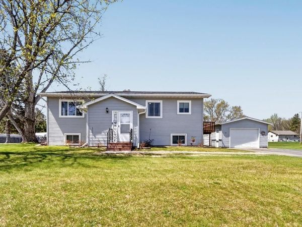 515 Columbus Avenue , Cohasset, MN 55721