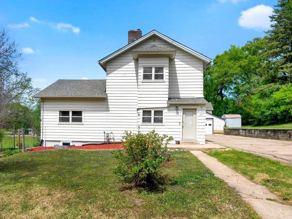104 Frank Avenue NE, Elysian, MN 56028
