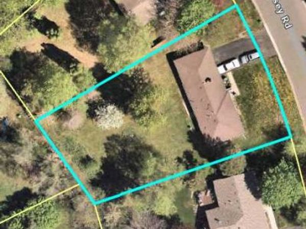 10542 Vessey Road, Bloomington, MN 55437