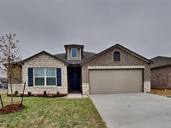4000 Dutch Lane, Mustang, OK 73064