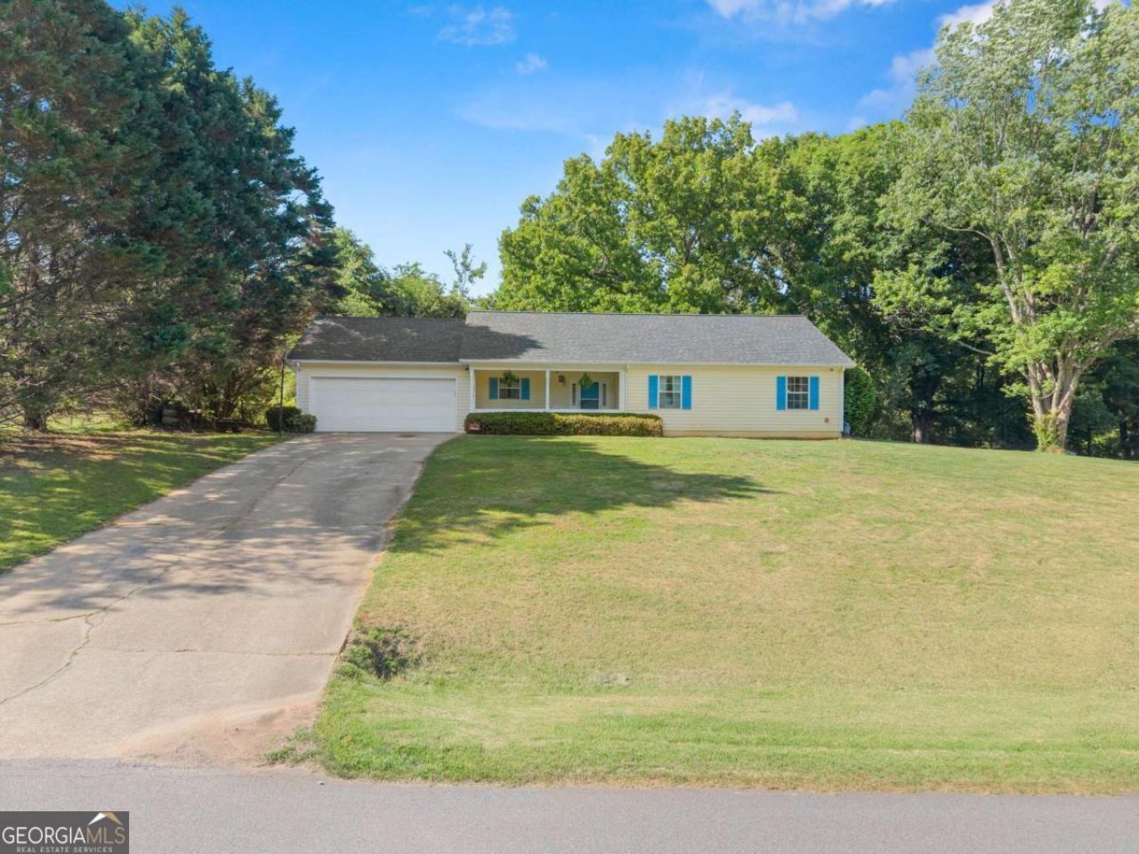 3719 River North Drive, Gainesville, GA 30506 Main Photo