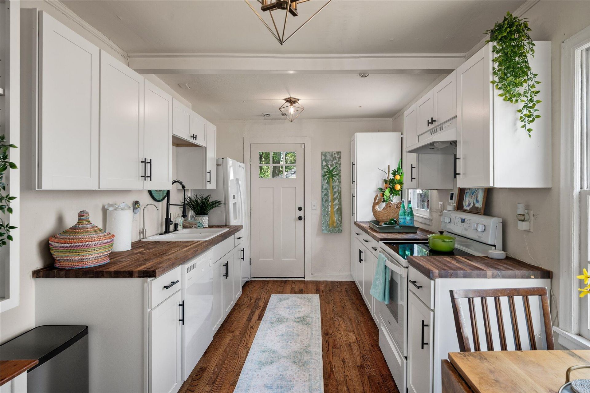 5539 Blackwell Street Photo 9