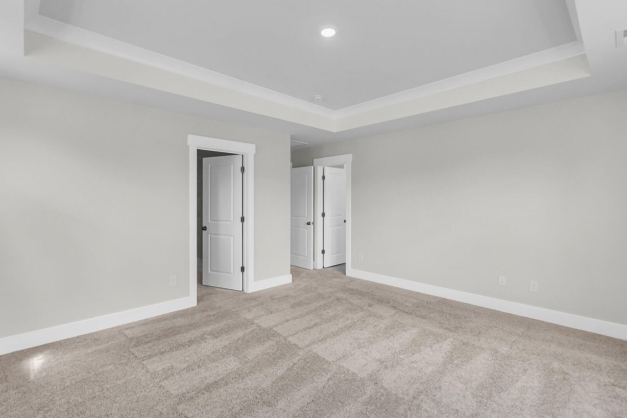 213 Crosswick Street Photo 20