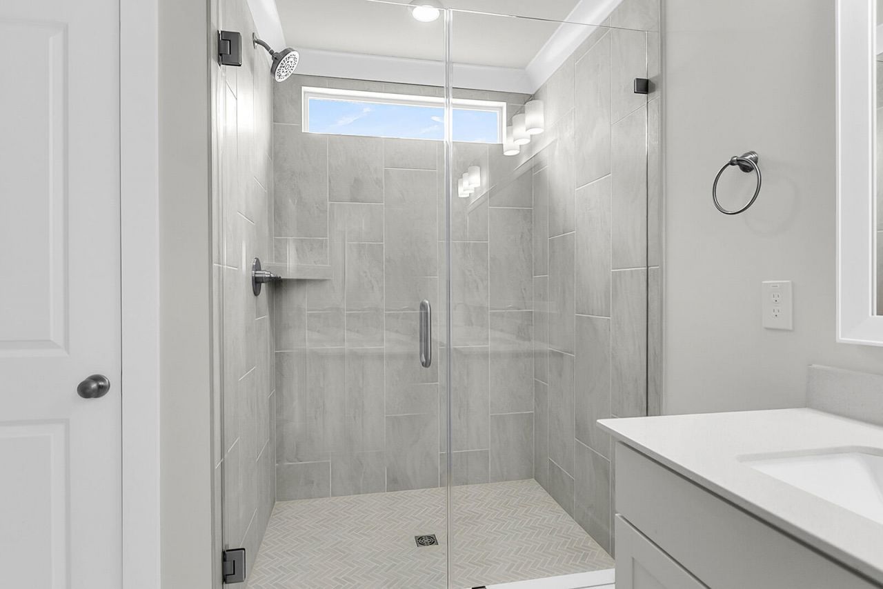 213 Crosswick Street Photo 23
