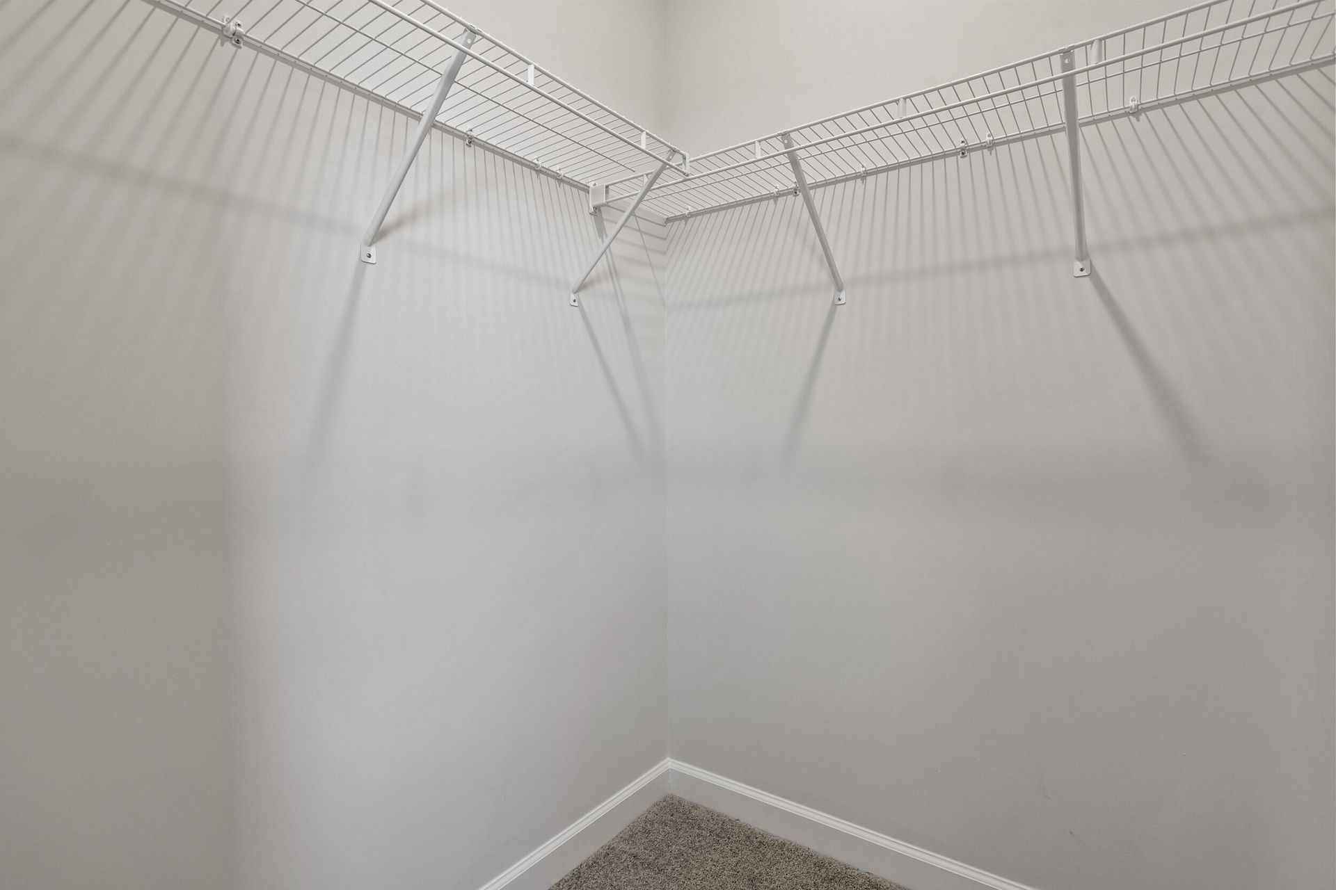 213 Crosswick Street Photo 29