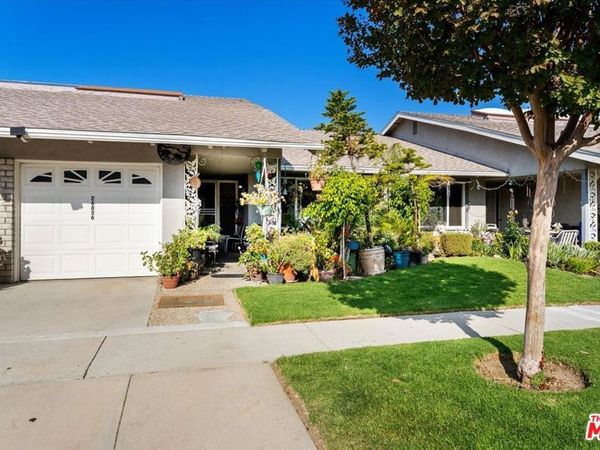 26856 Avenue Of The Oaks, Newhall, CA 91321