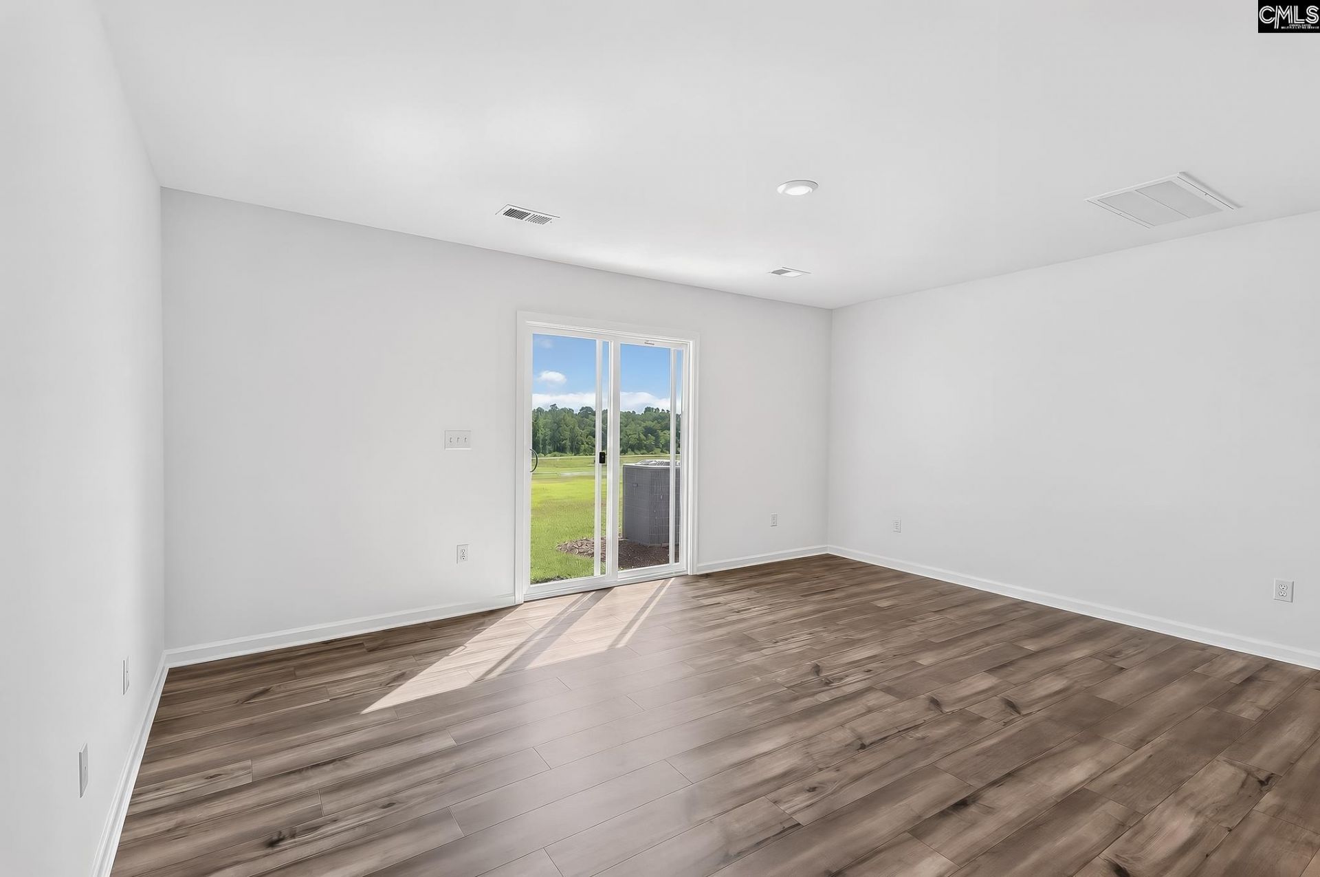 437 Happy Hollow Drive Photo 11