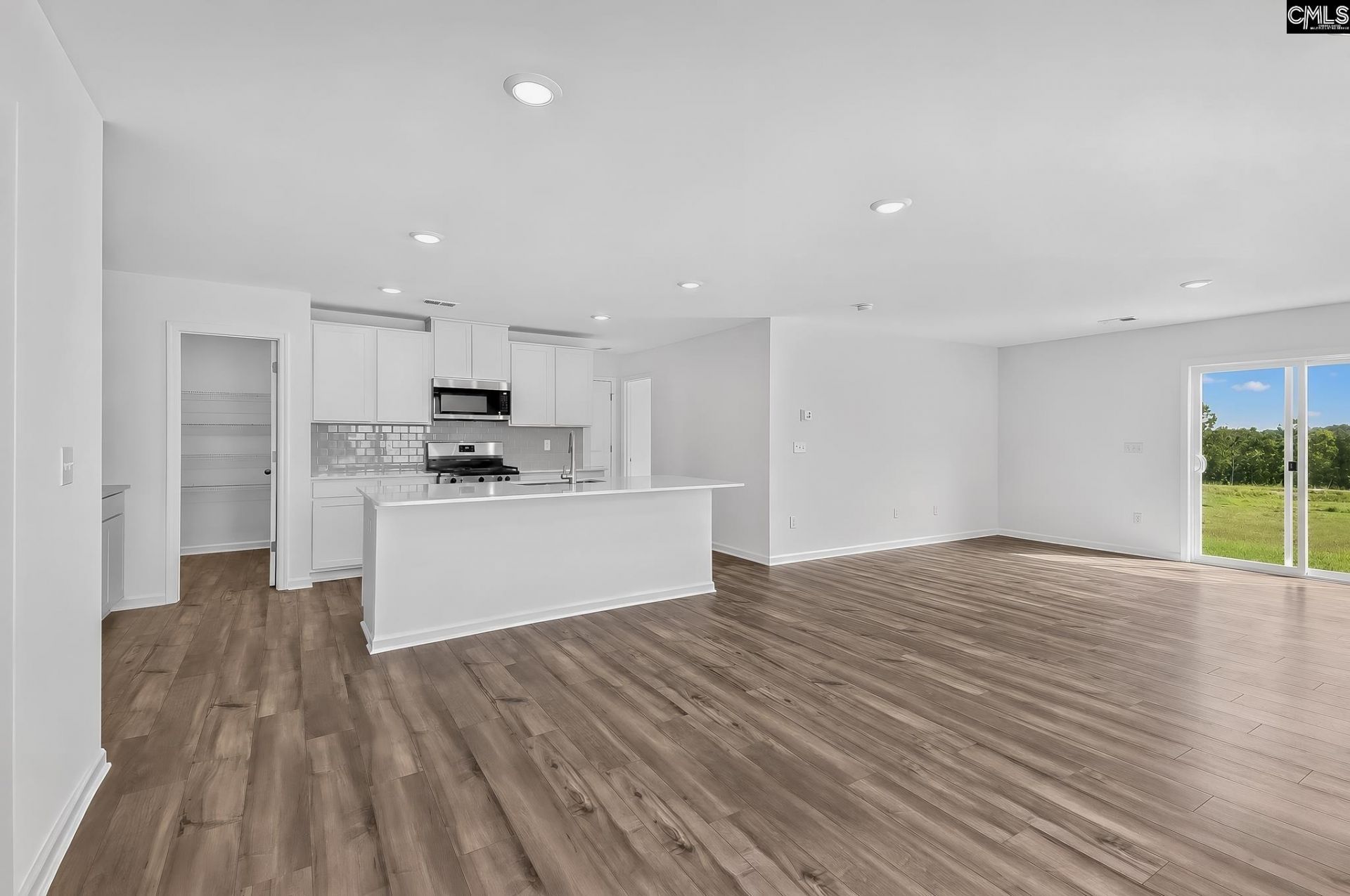437 Happy Hollow Drive Photo 13