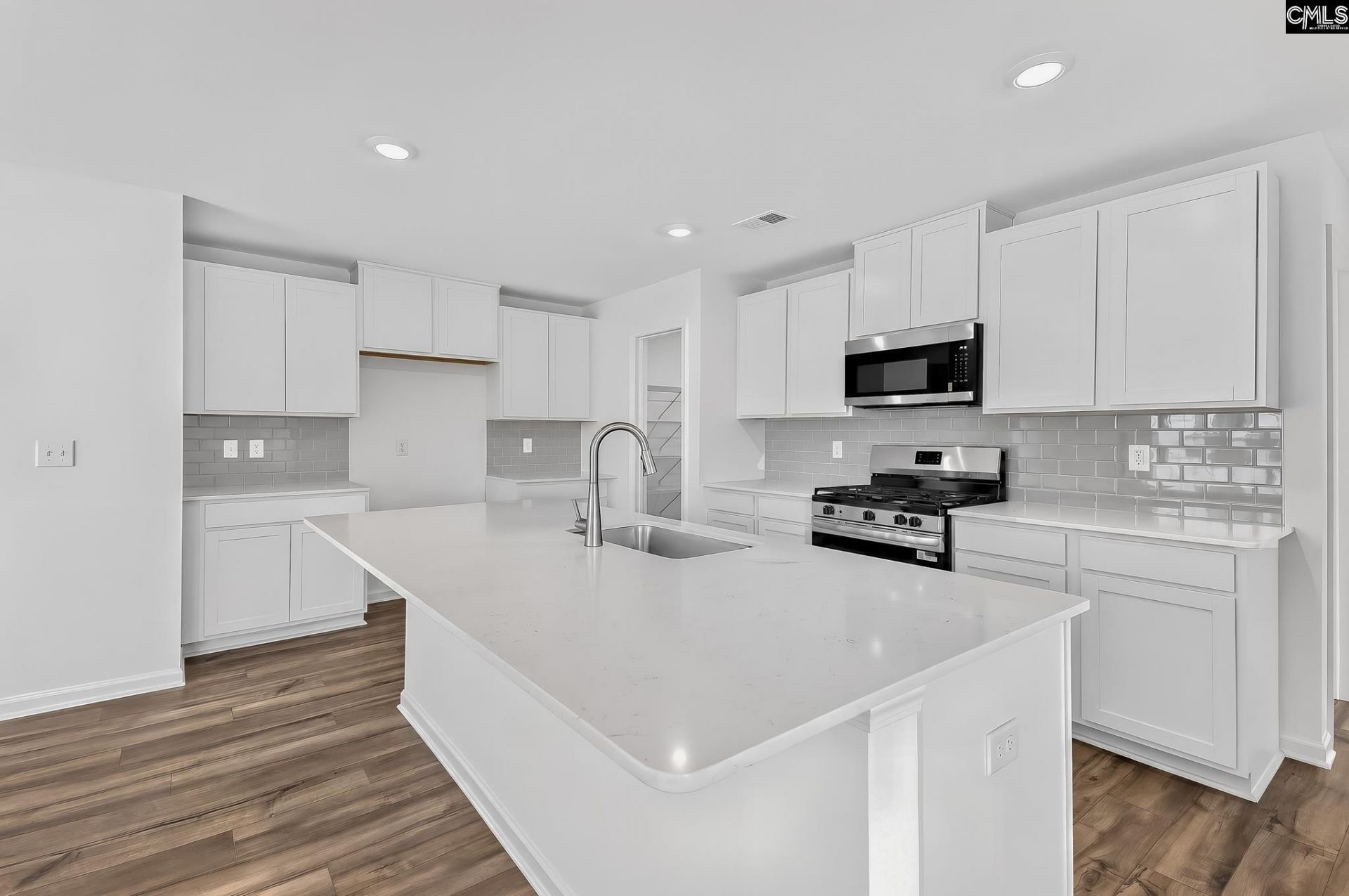 437 Happy Hollow Drive Photo 17